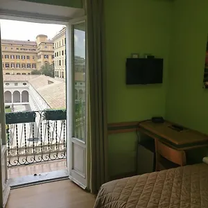 Hotel Pavia, Rome